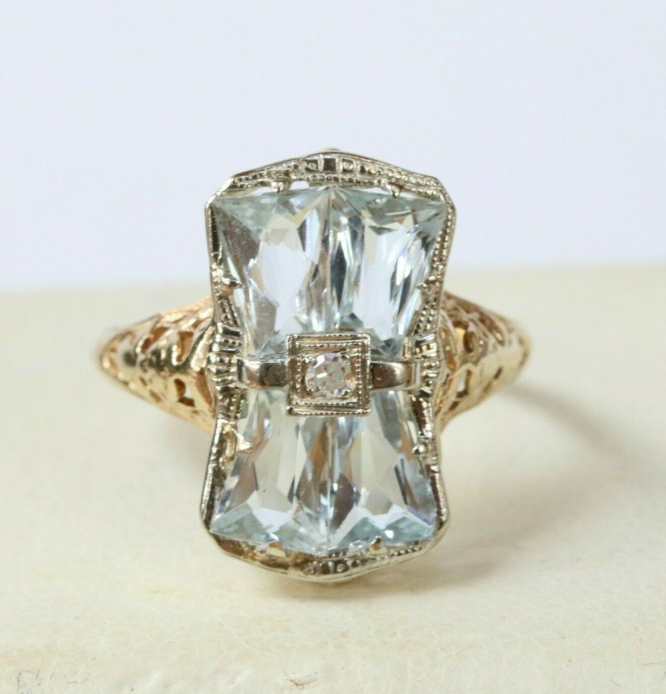 Art Deco Turpered baguette Aquamarine 14K Gold Filigree Ring