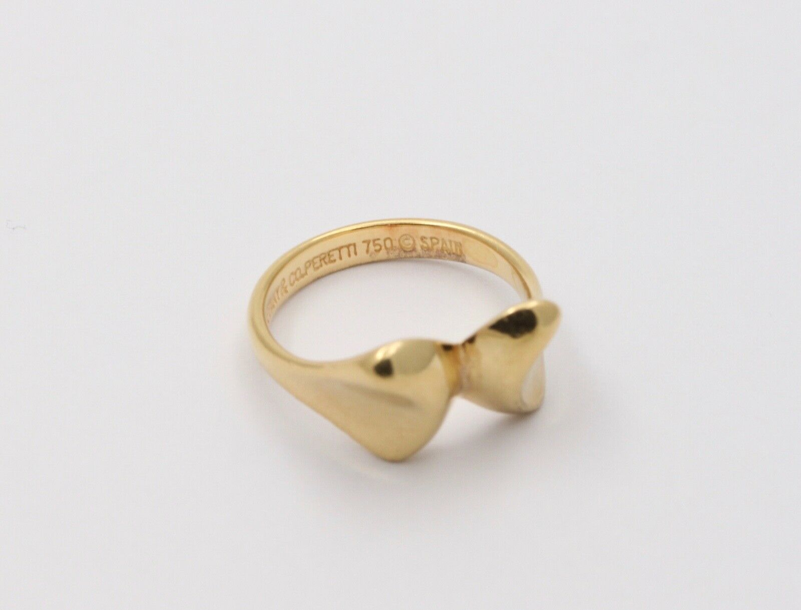 Tiffany and Co Elsa Peretti 18K Yellow Gold Full Hearts Ring