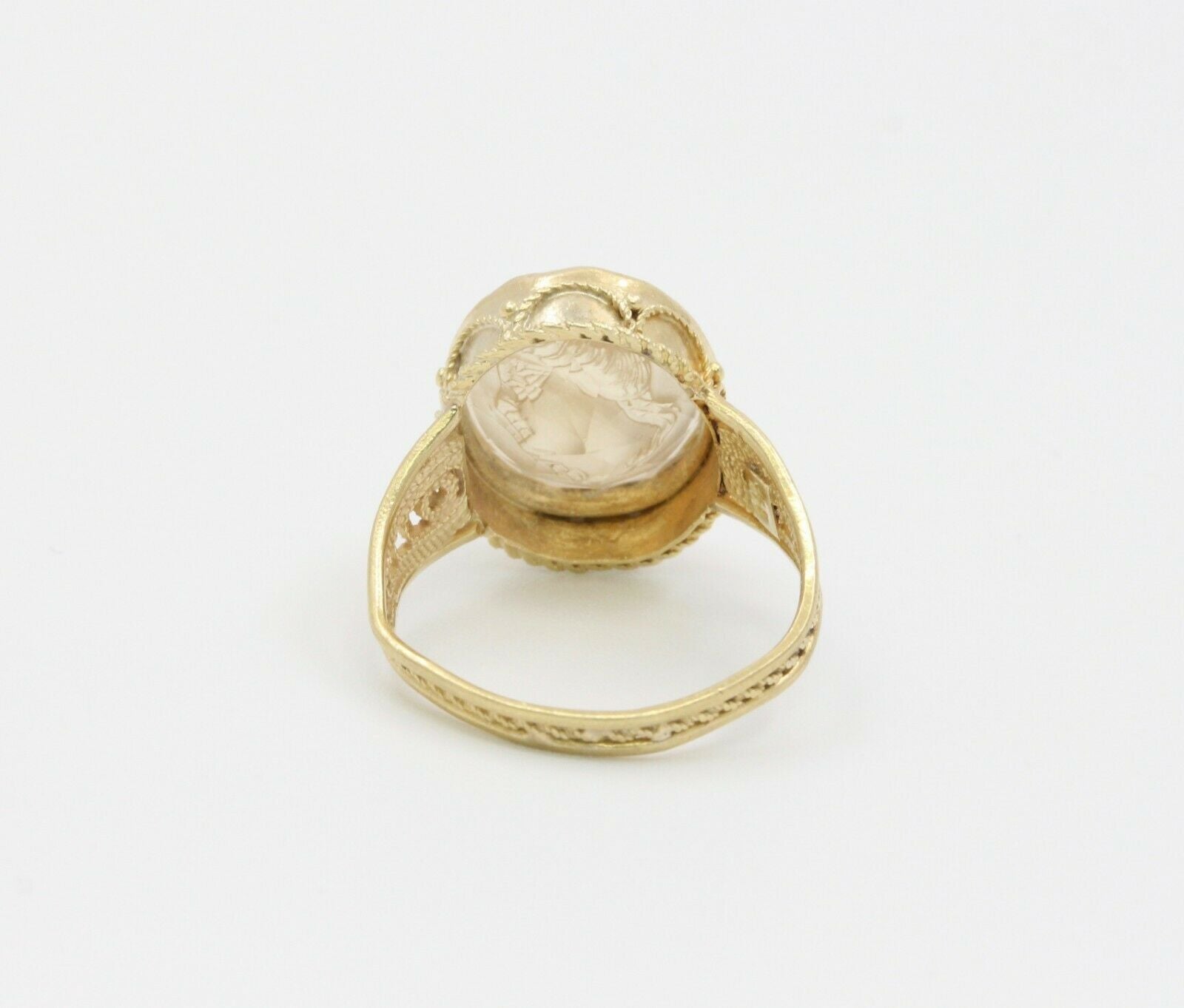 Vintage 14K Yellow Gold Crystal Cameo Ring