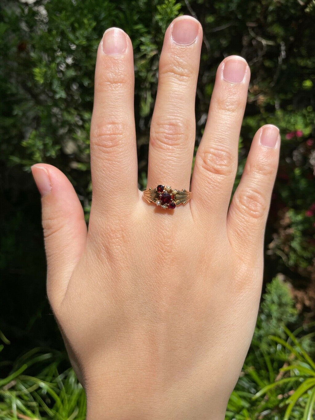 Art Nouveau White, Wile & Warner Garnets Seed Pearls 14K Yellow Gold Ring