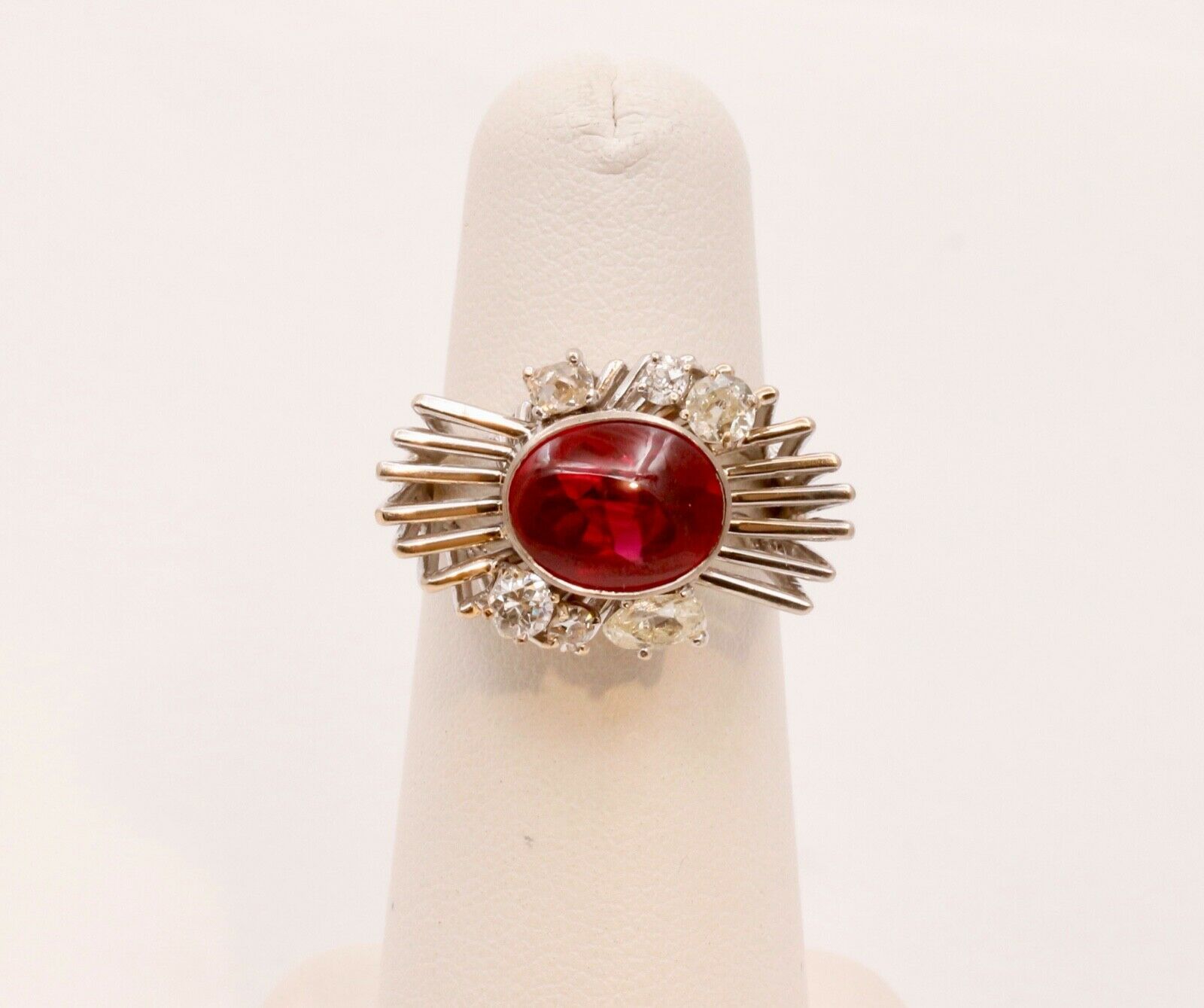 Beautiful Modernist Ladies Ruby Diamonds 14K White Gold Ring