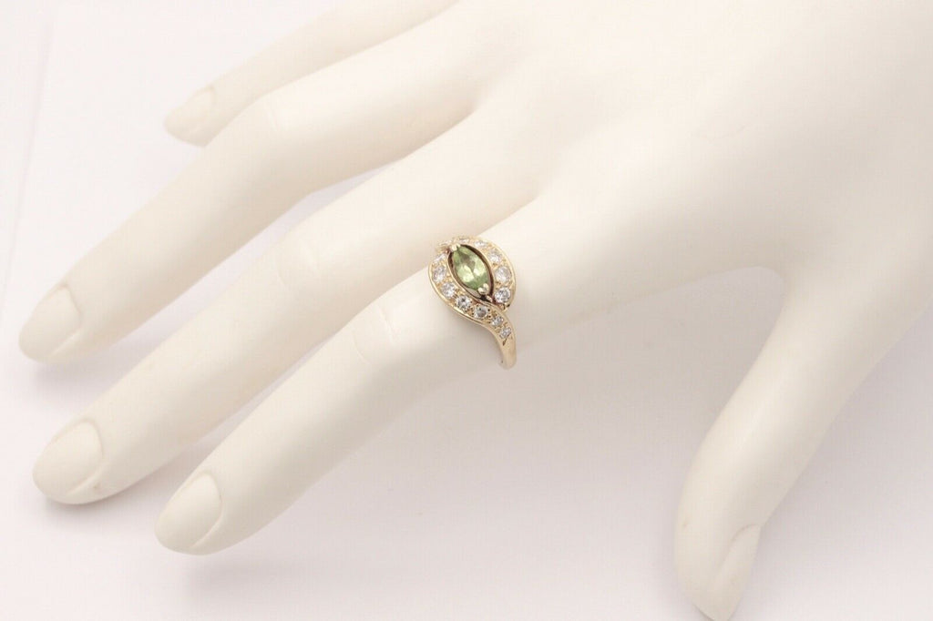 Vintage Bypass Peridot Diamonds 18K Yellow Gold Ring