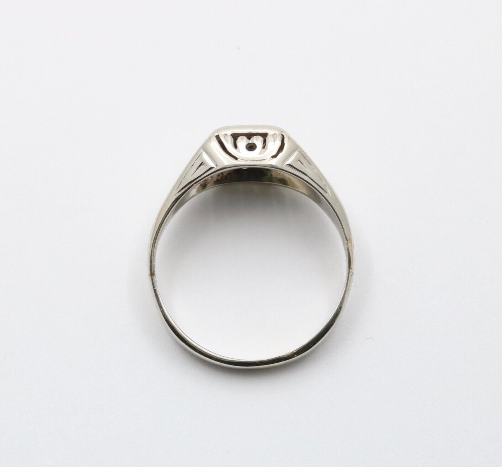 Art Deco Sapphire 14K White Gold Unisex Ring Band