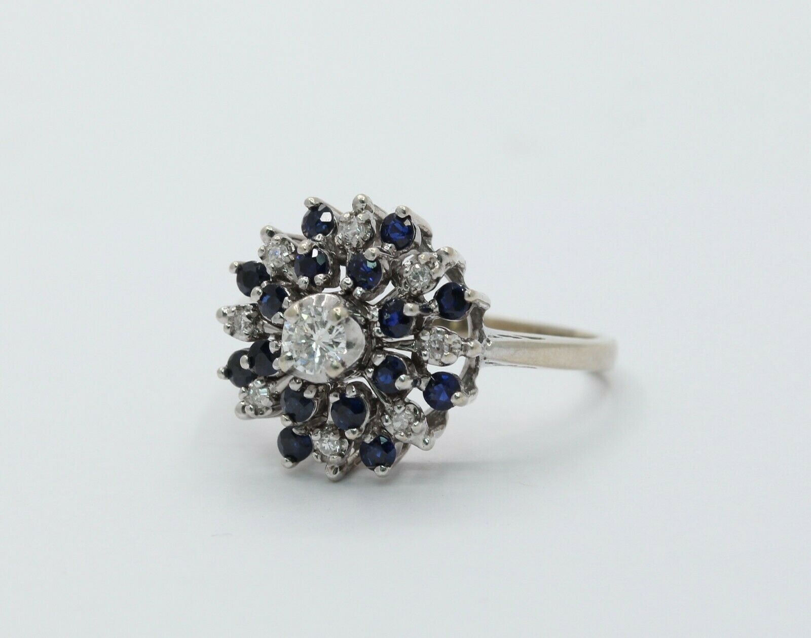 Vintage 14K White Gold Starburst Sapphire Diamond Ring
