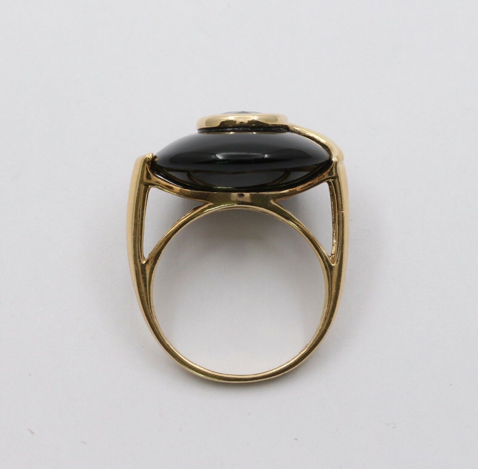 Vintage Silver Plated in Gold Onyx Peridot Ring
