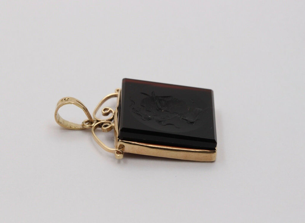 Vintage Intaglio Carved Carnelian 14K Yellow Gold Pendant