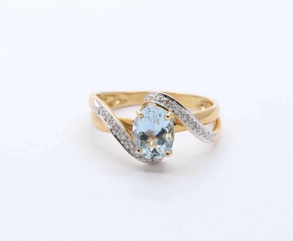 Vintage Ladies Natural Aquamarine Diamonds 14K Yellow White Gold Ring