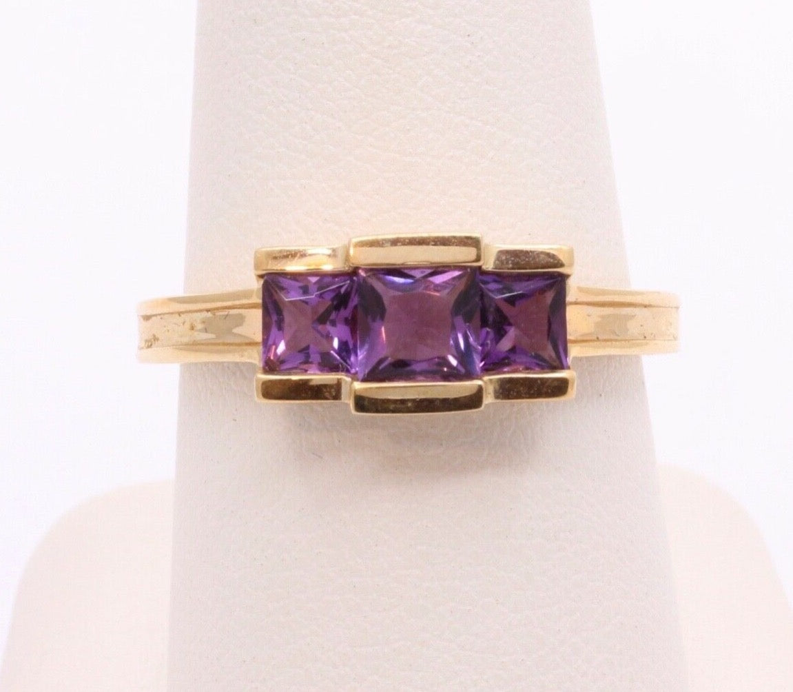Vintage Three Stone Amethyst 14K Yellow Gold Ring