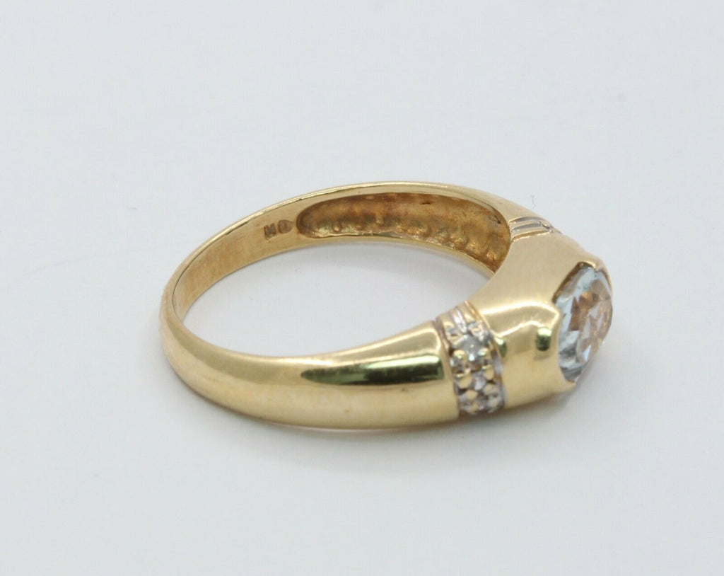 Vintage 14K Yellow Gold Aquamarine Diamond Accent Ring