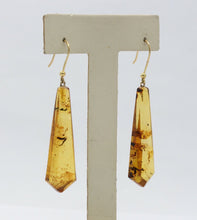 Load image into Gallery viewer, Vintage Ladies Italian Amber 18K Yellow Gold Earrings
