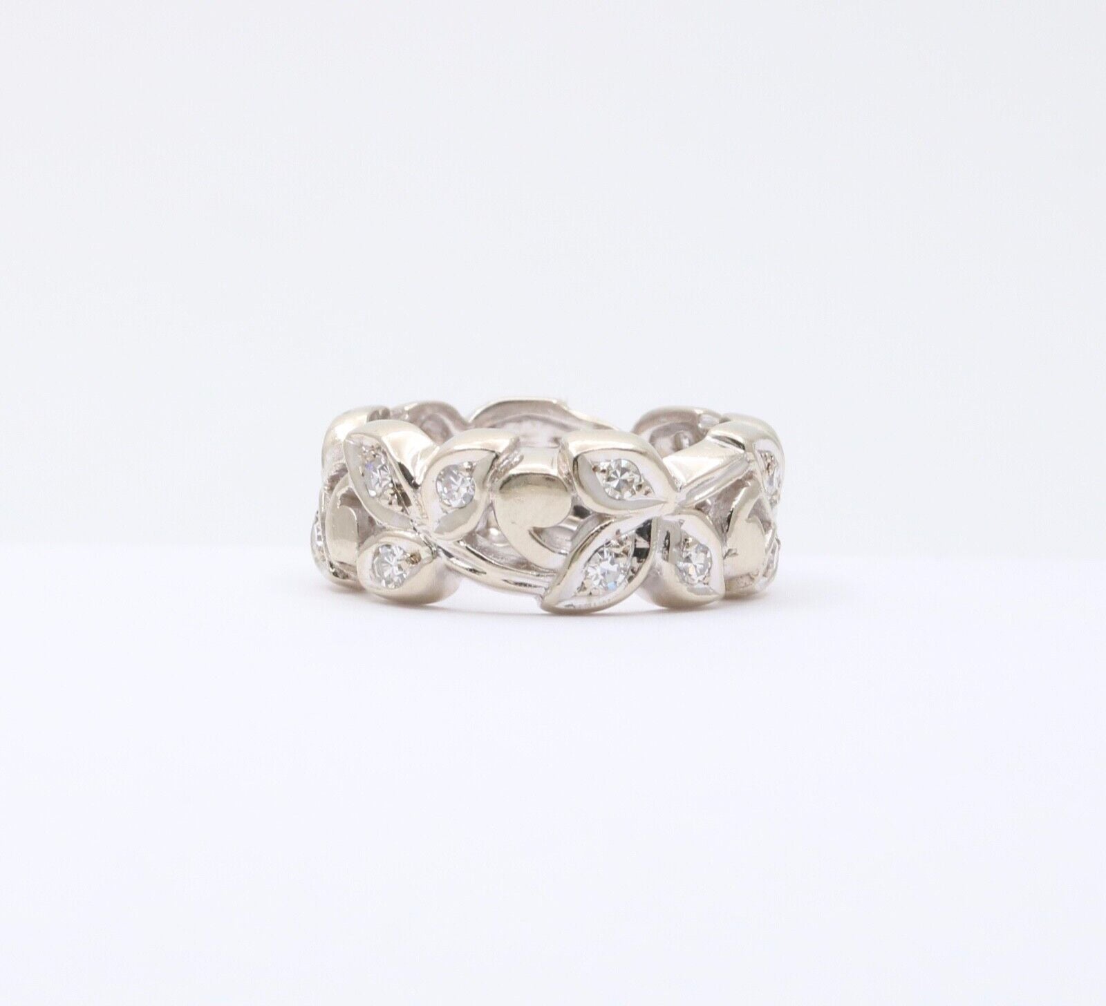 Vintage 14K White Gold Diamond Wide Ring Band.