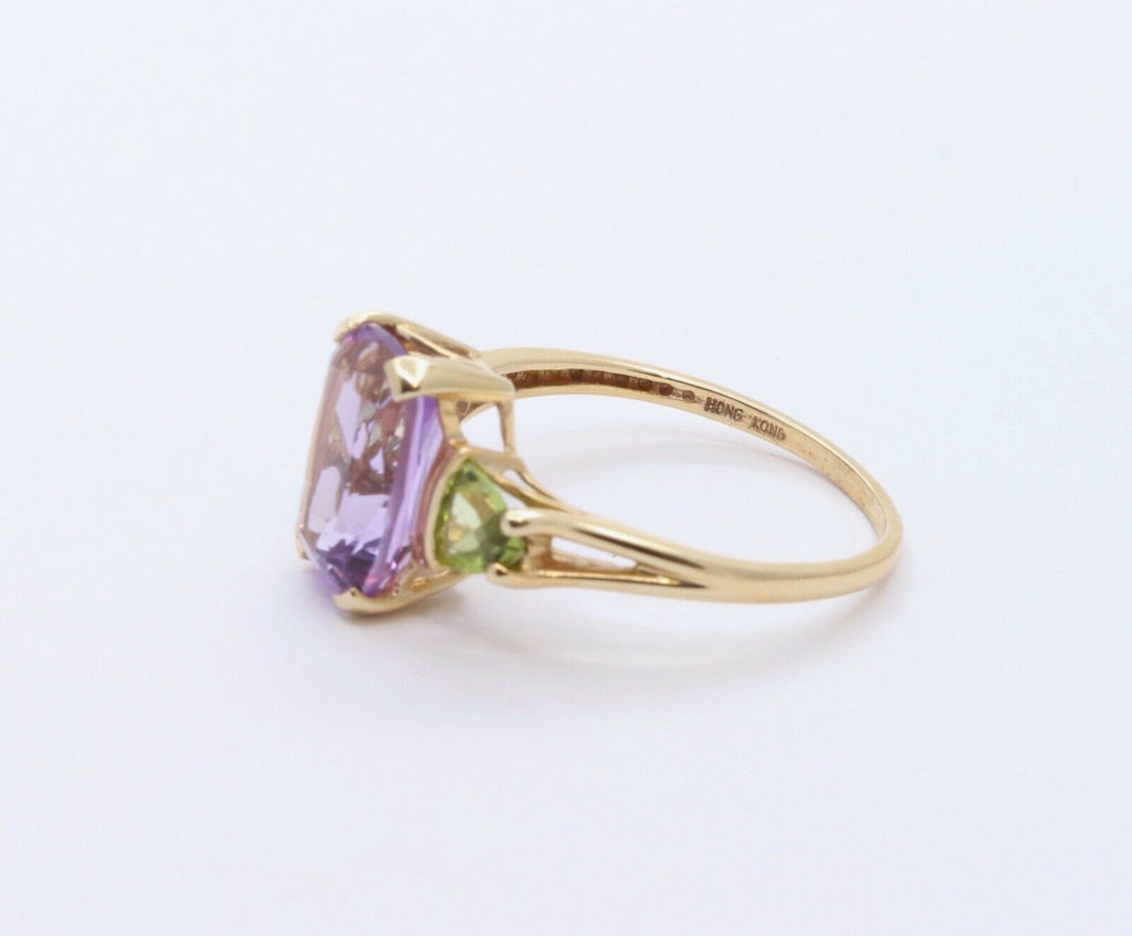 Beautiful Vintage Ladies Amethyst Peridot 14K Yellow Gold Ring