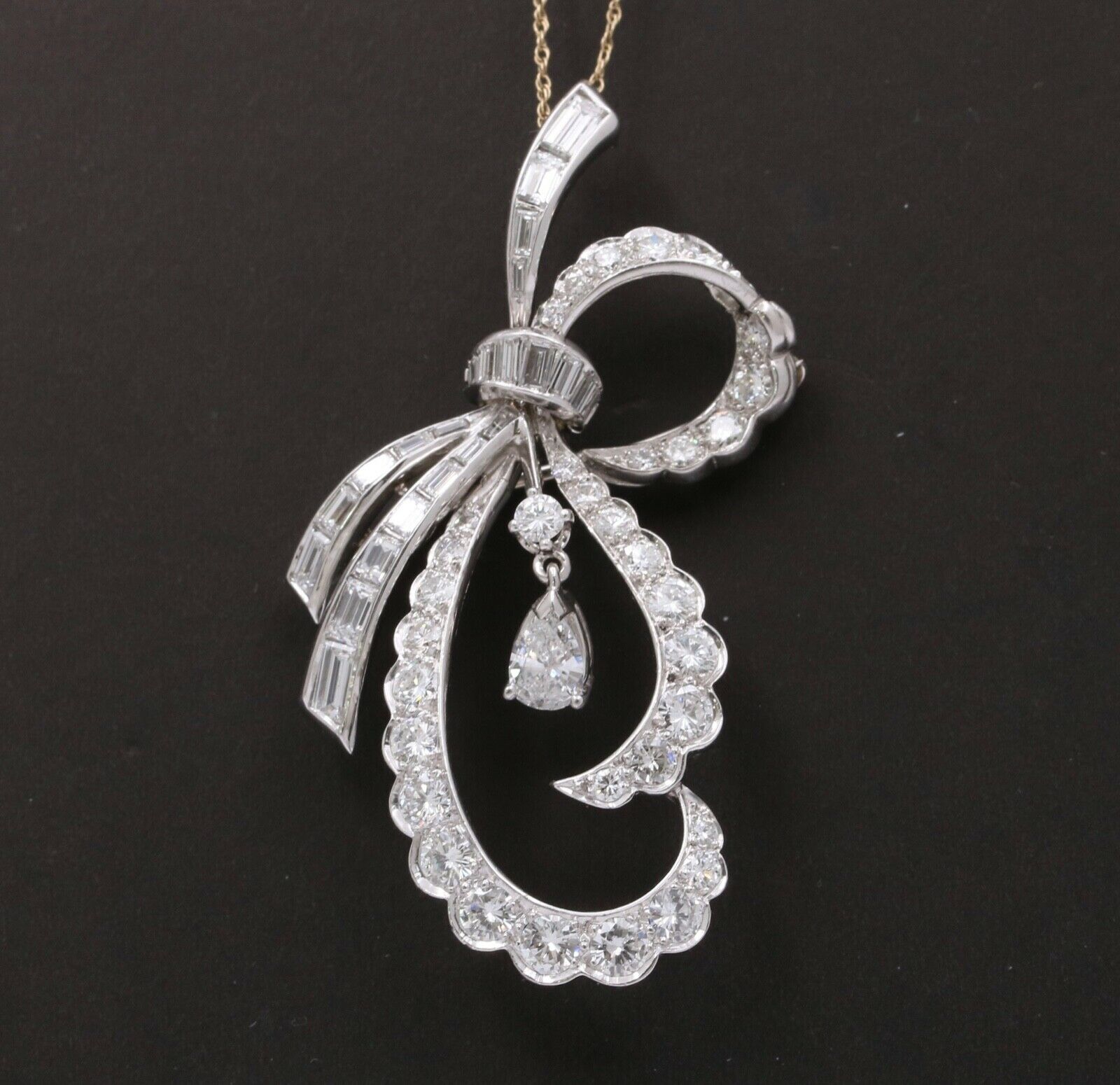 Vintage Ribbon Diamonds Platinum Brooch Pendant