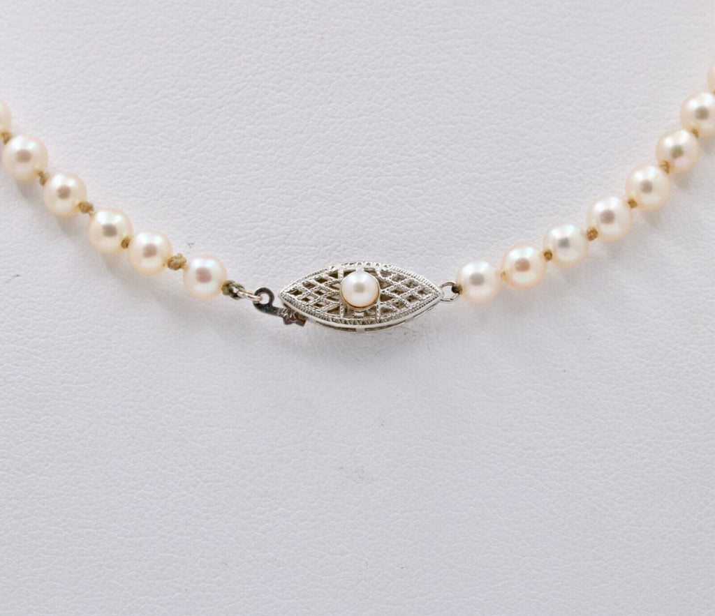 Vintage Classic Pearl 14K White gold Clasp Necklace