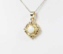 Load image into Gallery viewer, Vintage 14K Yellow Gold Opal Pendant
