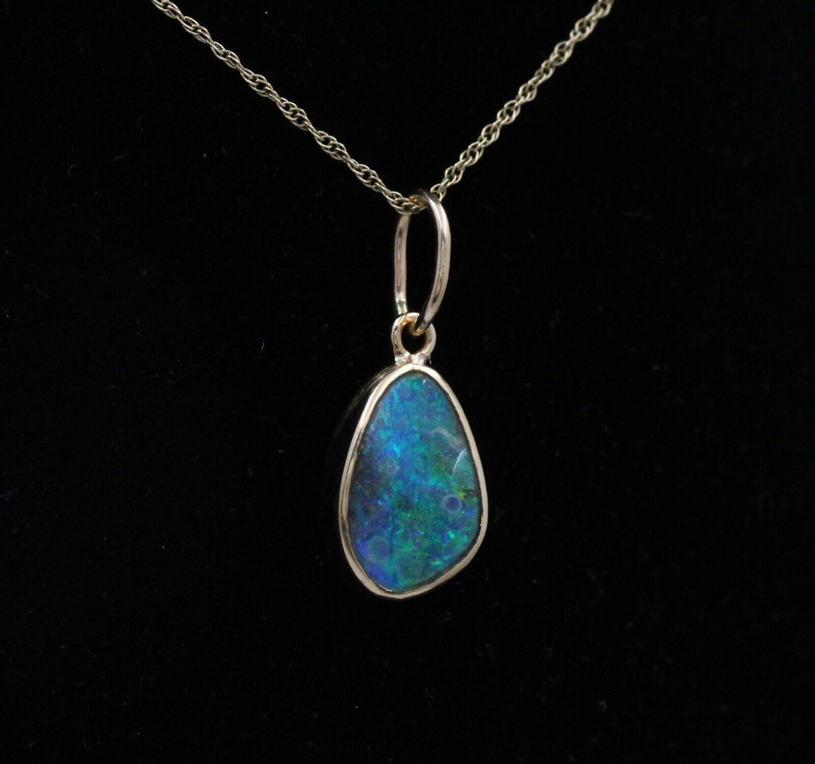 Vintage Black Boulder Opal 18K Yellow Gold Pendant