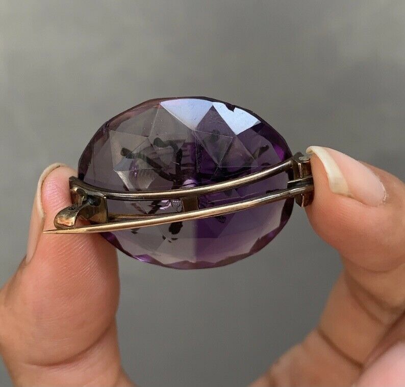 Victorian Scarab Bettle Carved Amethyst 14K yellow Gold Brooch Pin