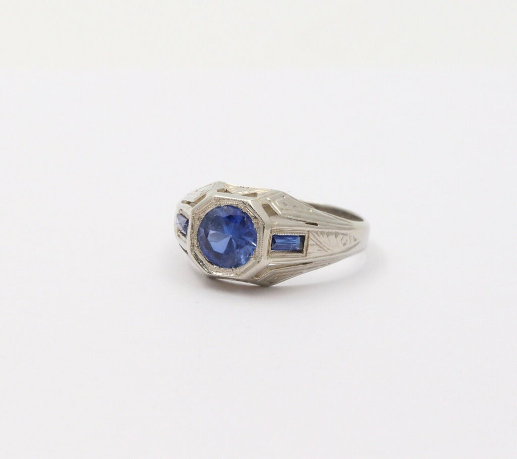 Unique Art Deco Blue Sapphires 18K White Gold Ring