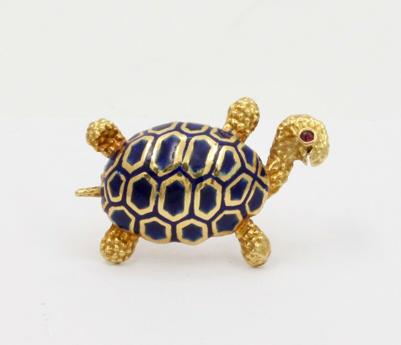 Cute Vintage 18K Yellow Gold Blue Enamel Turtle Pin