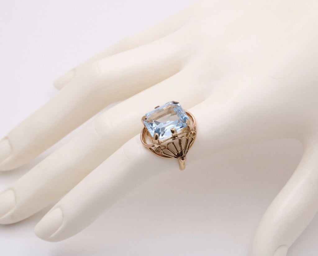 Vintage 18K Yellow & Rose Gold Aquamarine RIng, Statement Ring.