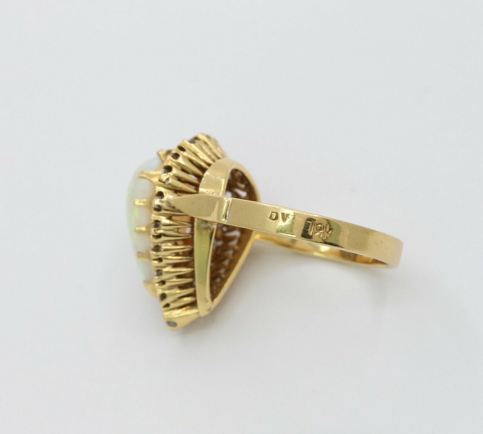 Vintage 18K Yellow Gold Halo Setting Opal Diamond Cocktail Ring