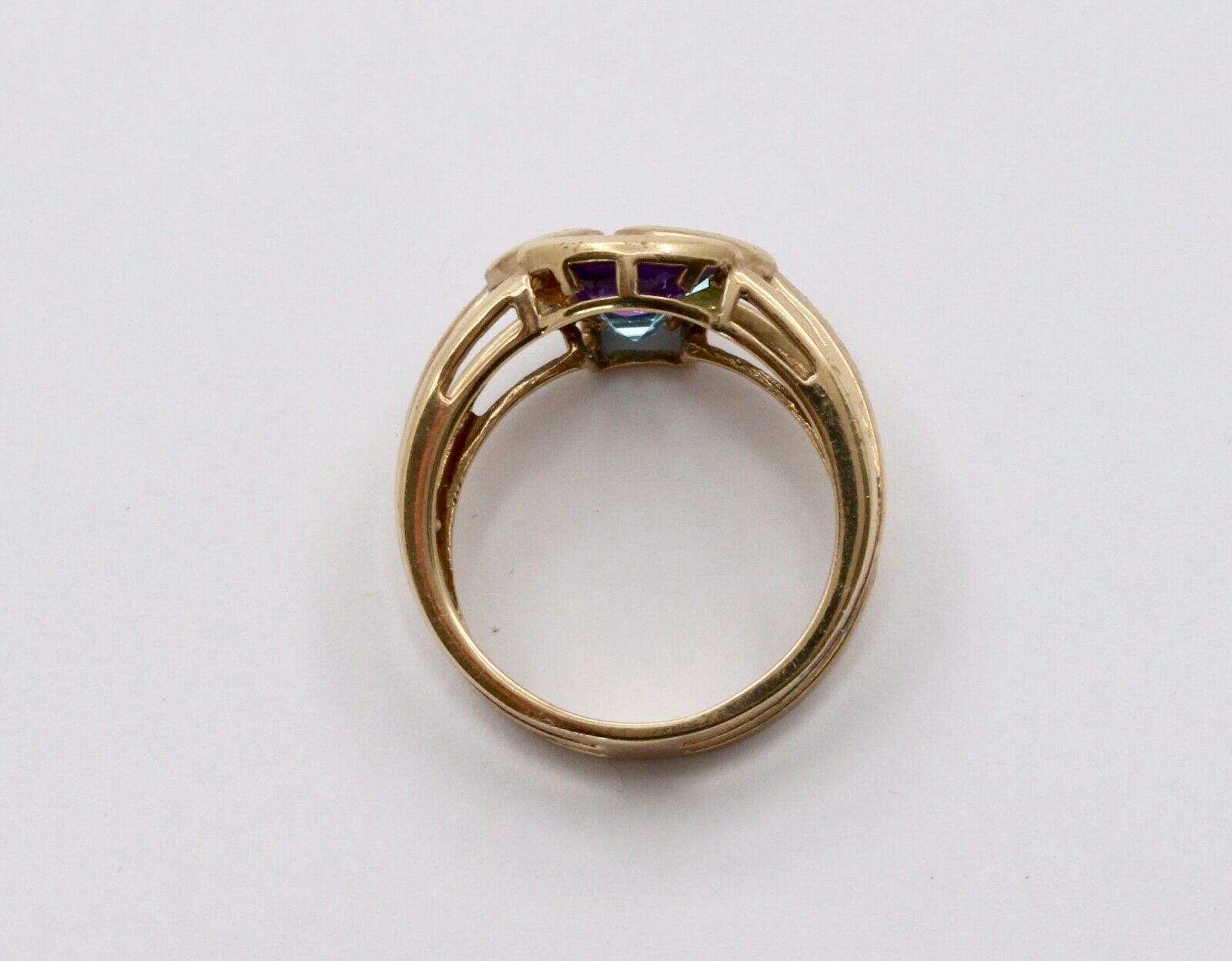 Vintage 10K Yellow Gold Multi Color Gem Stones Ring