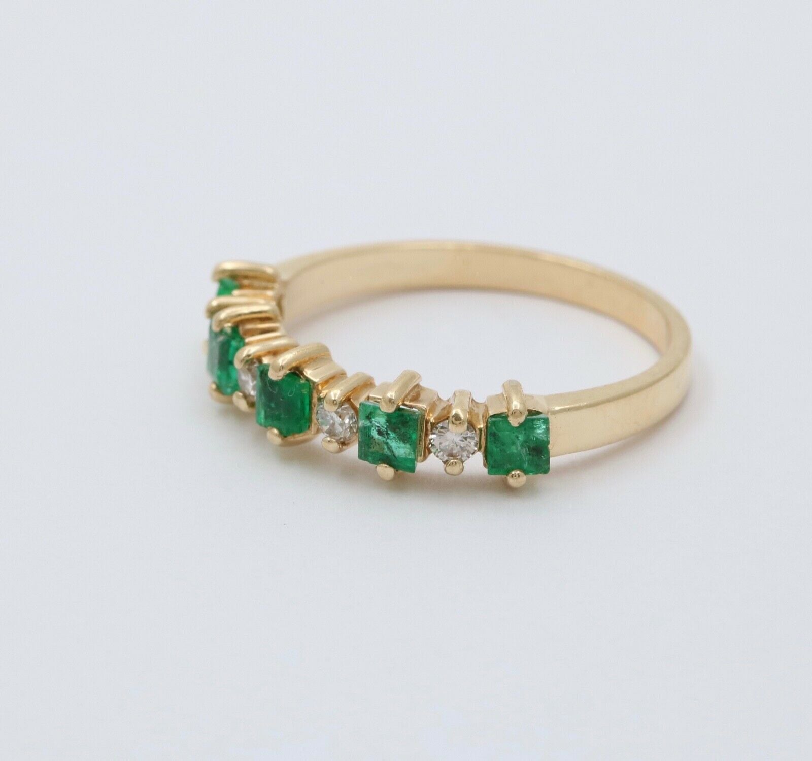 Vintage Emerald Diamonds 14K Yellow Gold Ring Band