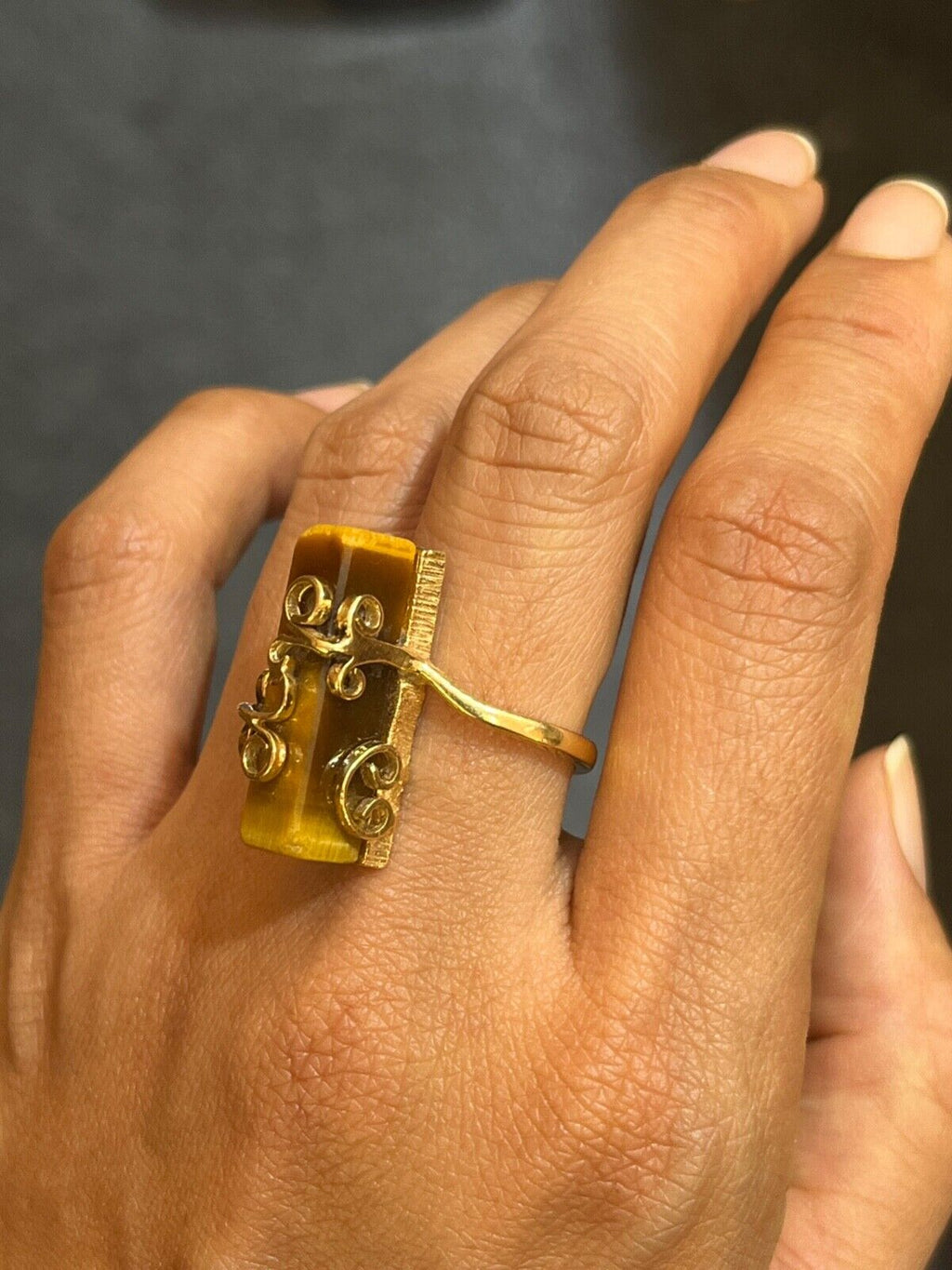 Vintage 14K Yellow Gold Tiger Eye Swirling Ring