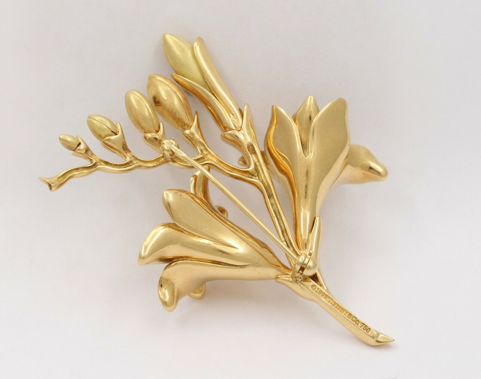 Vintage Tiffany & Co 18K Yellow Gold Heavy Floral Brooch