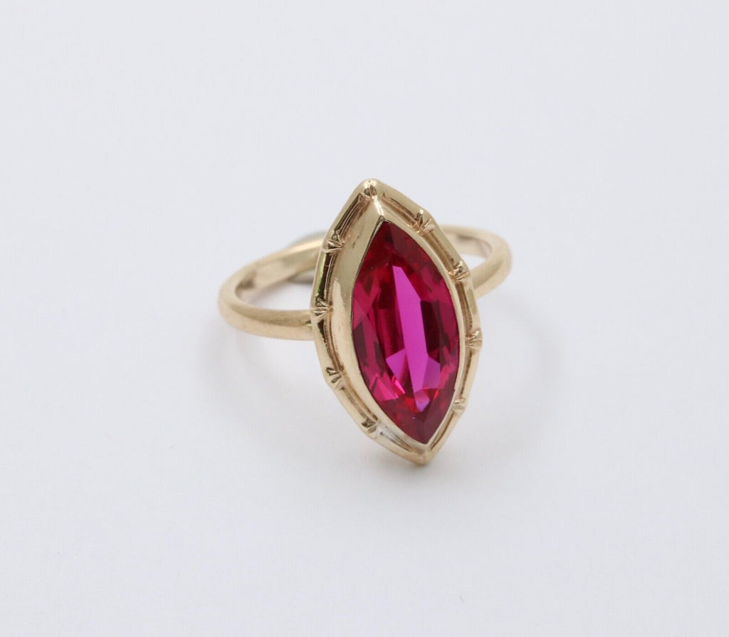 Vintage Art Deco Style 10K Yellow Gold Navette Ring