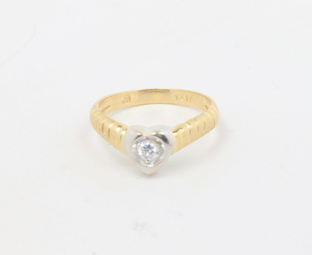 Vintage 14K Yellow Gold Diamond Heart Ring