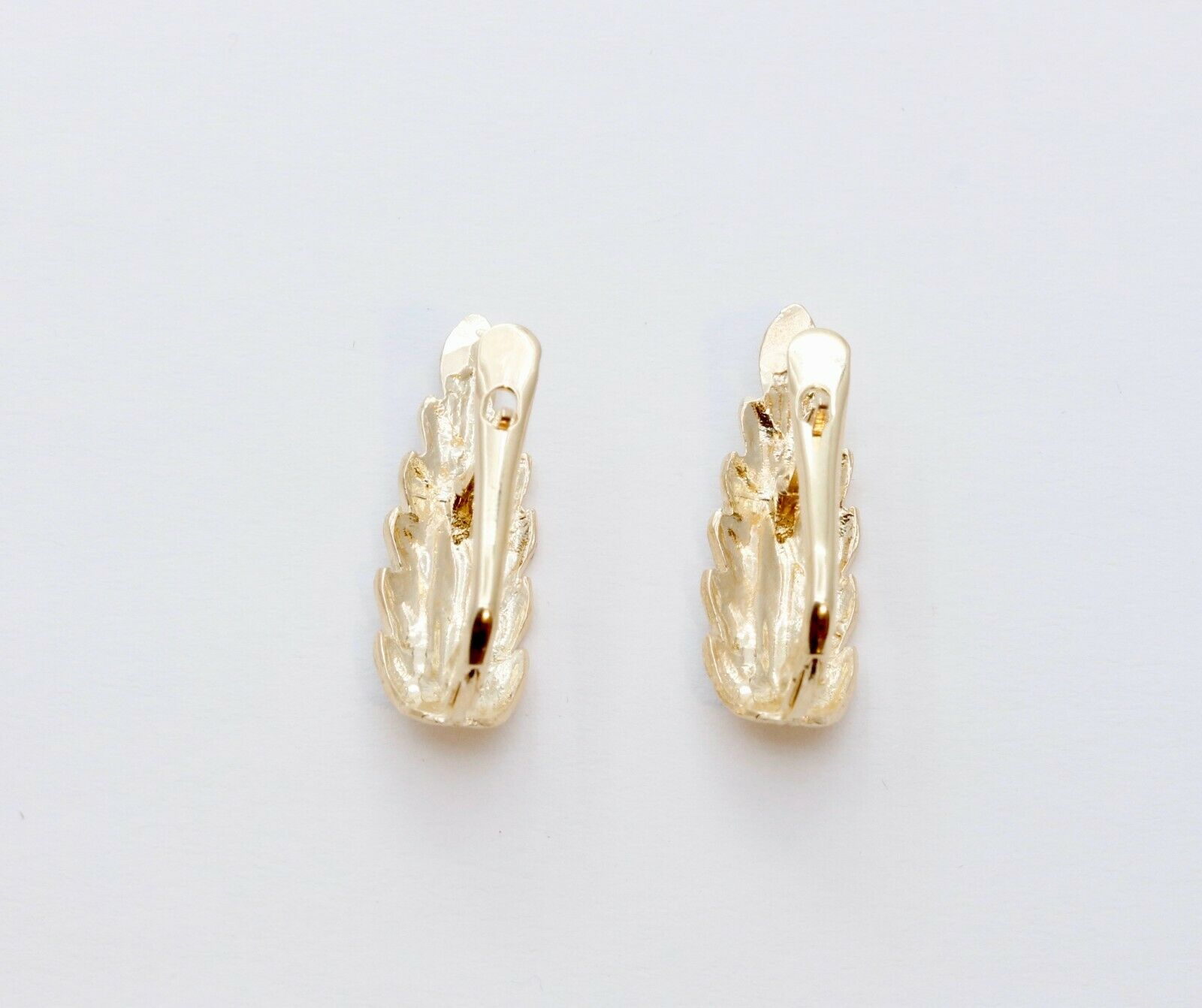 Vintage 14K Yellow Gold Leaf Earrings