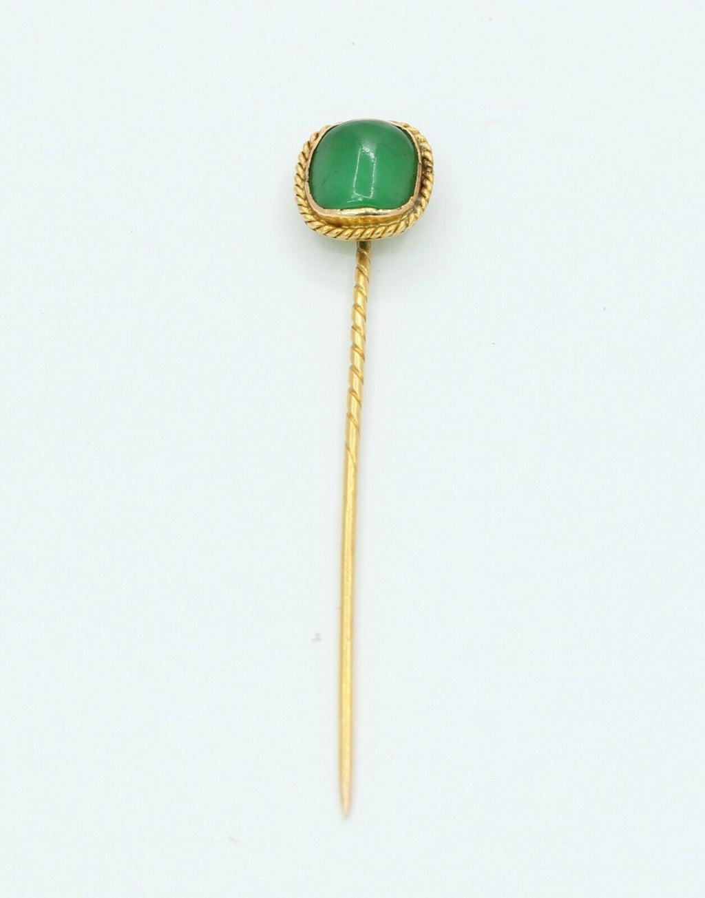 Vintage 18K Yellow Gold Rope Filagree Natural Jade Stick Pin