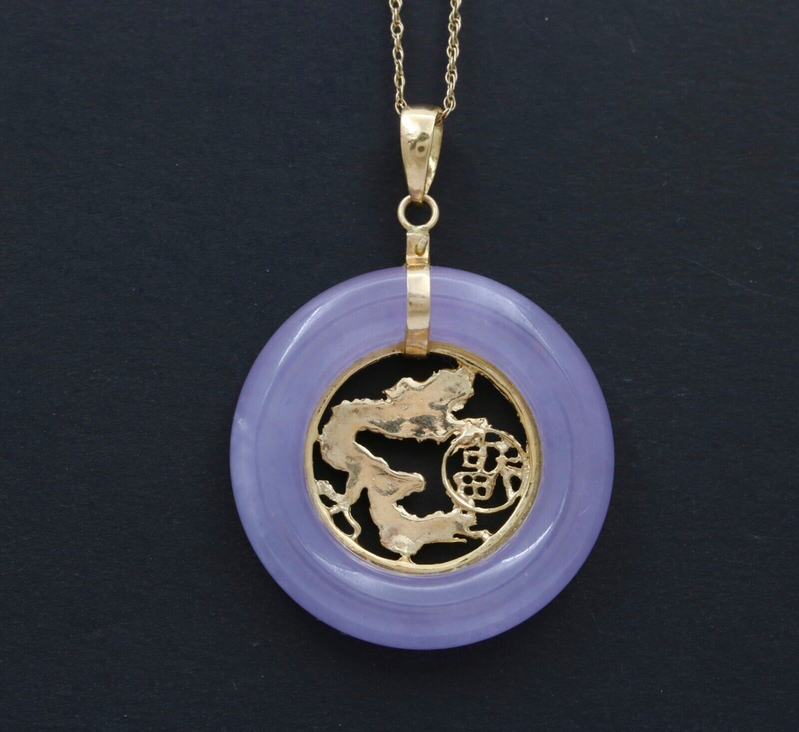Vintage 14K Gold Lavender Jade Dragon Good Luck Fortune Pendant