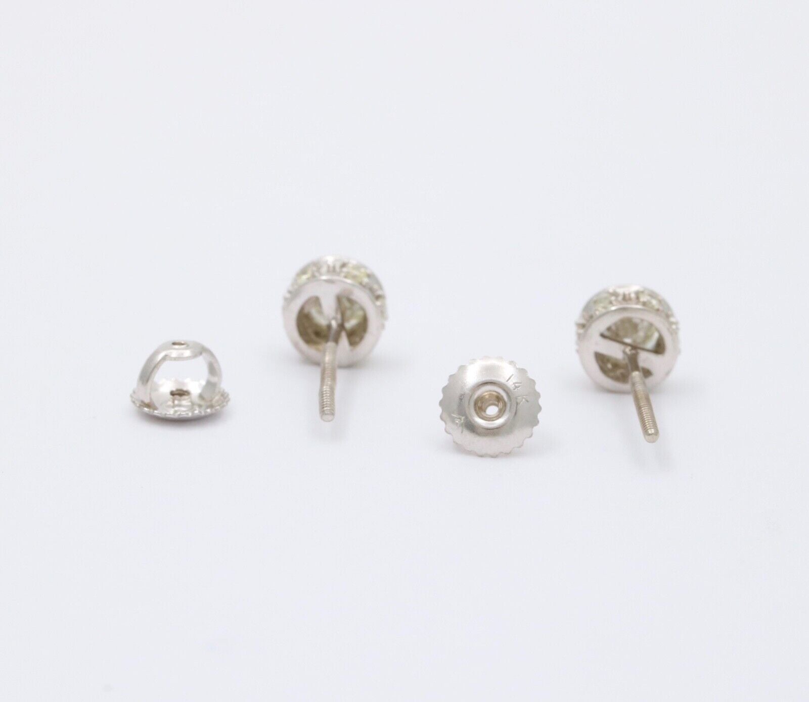 Classic 14K White Gold Diamond Studs, Earrings.