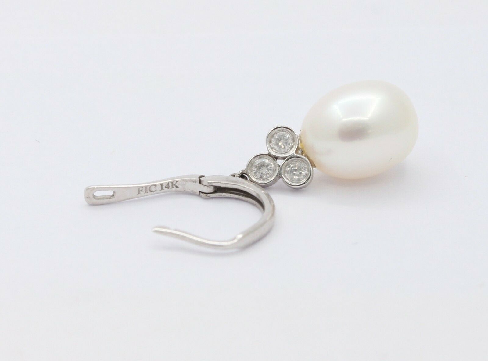 Vintage 14K White Gold Hanging Pearl Diamond Earrings