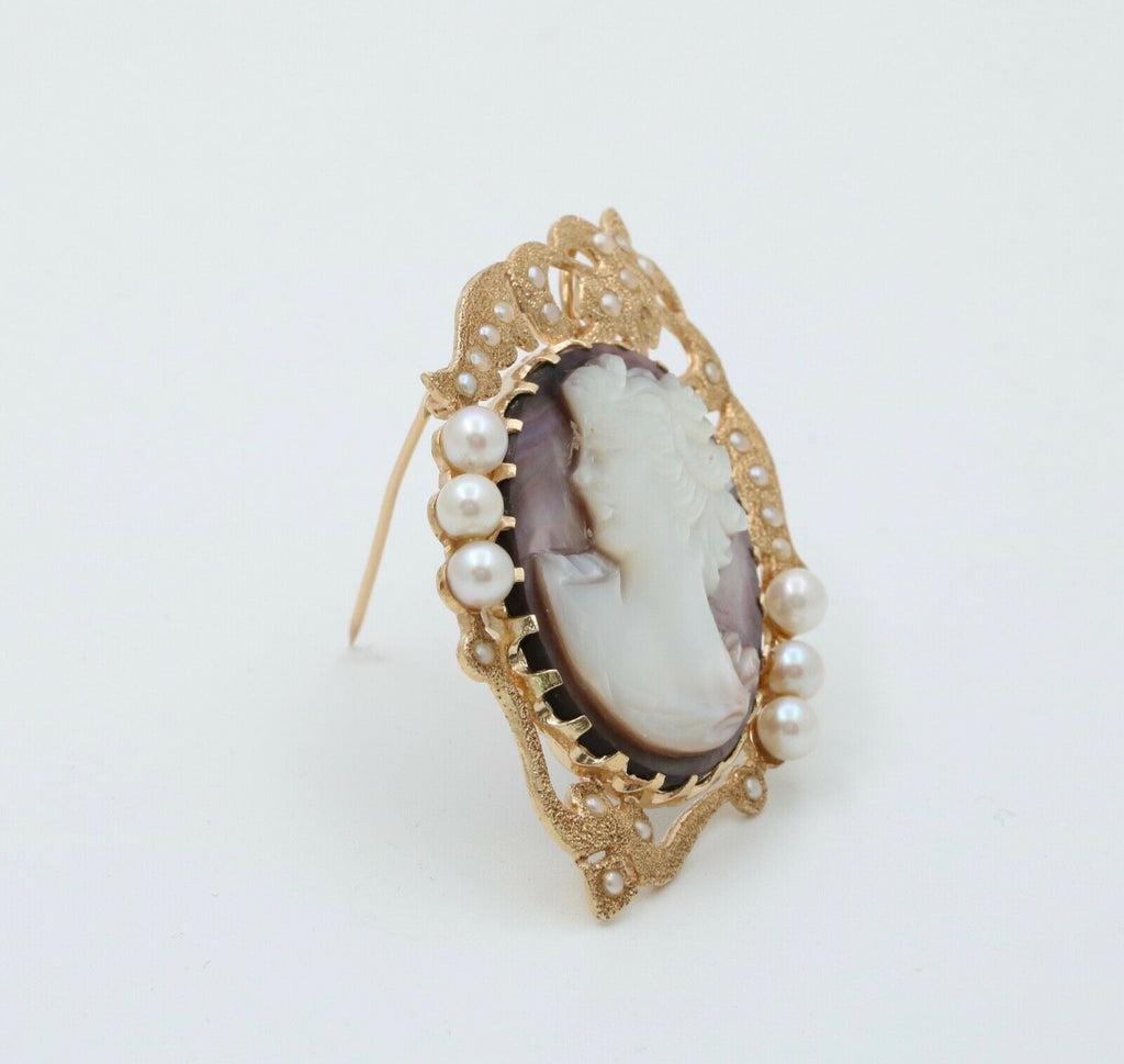 Vintage 14K Yellow Gold Carved Mother Of Pearl Cameo Brooch, Pin.