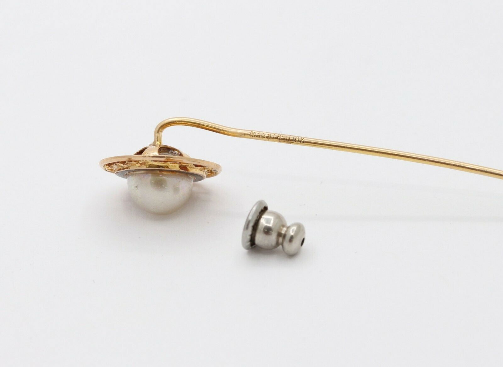 Vintage 10K Yellow Gold Marathon Pearl Enamel Pin