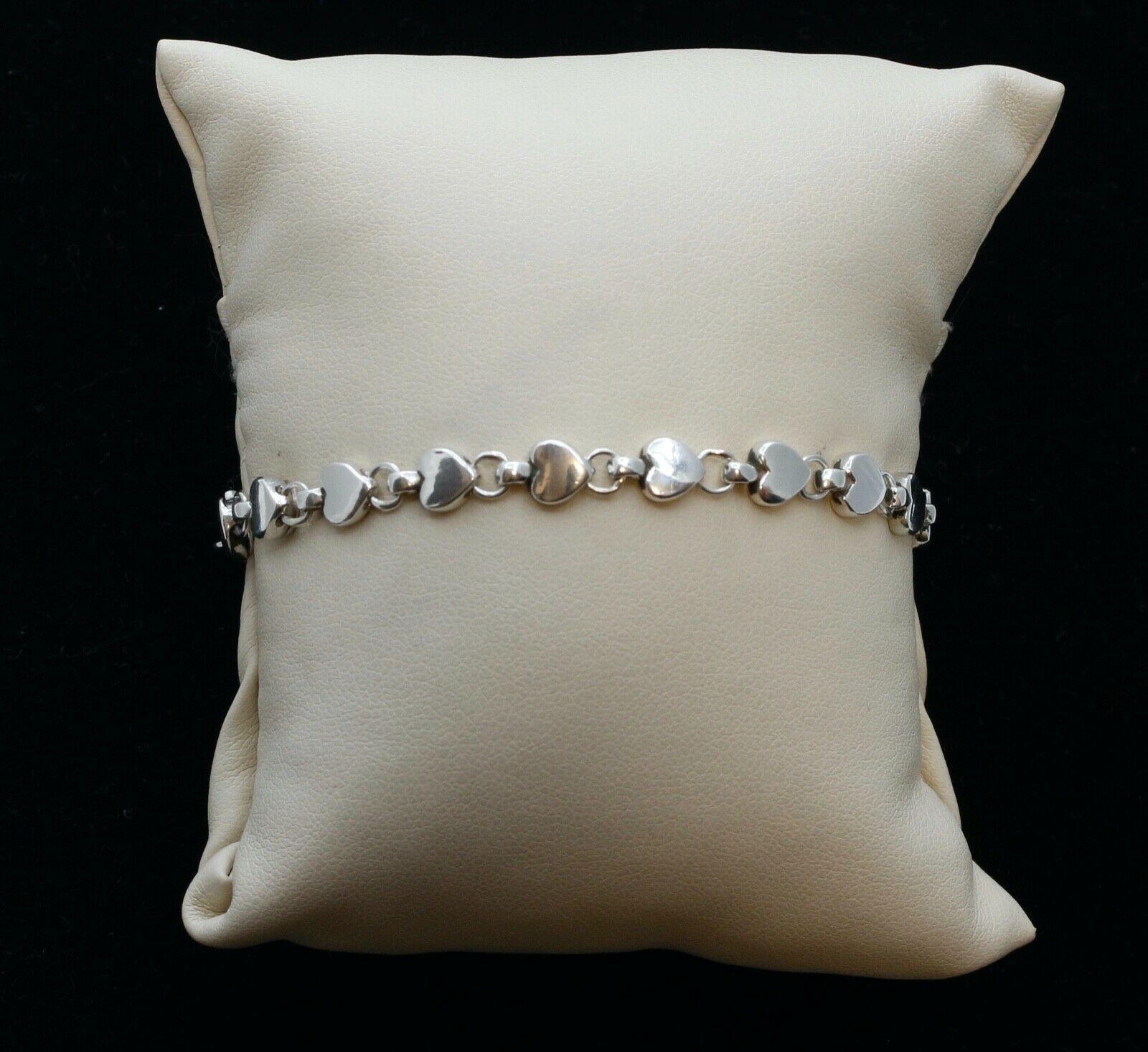 Tiffany and Co Hearts Link 925 Sterling Silver Bracelet