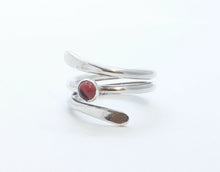 Load image into Gallery viewer, Beautiful Vintage Tourmaline Sterling Silver Ring
