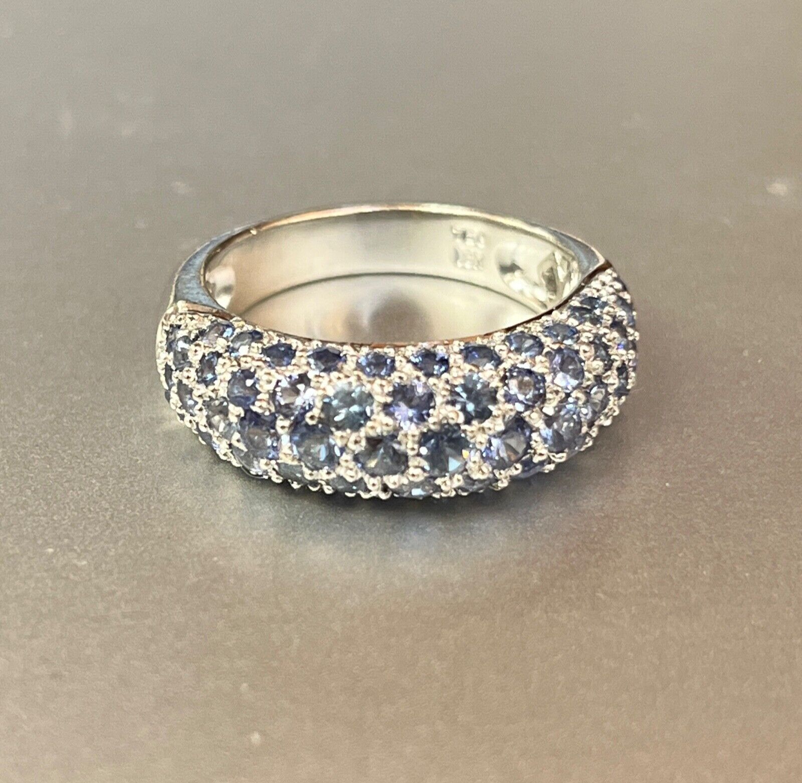 Vintage 18K Gold Sapphire Pave Ring Band