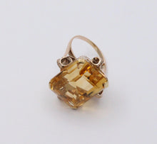 Load image into Gallery viewer, Vintage 14k Gold Large Citrine Retro Ring, Statement Ring
