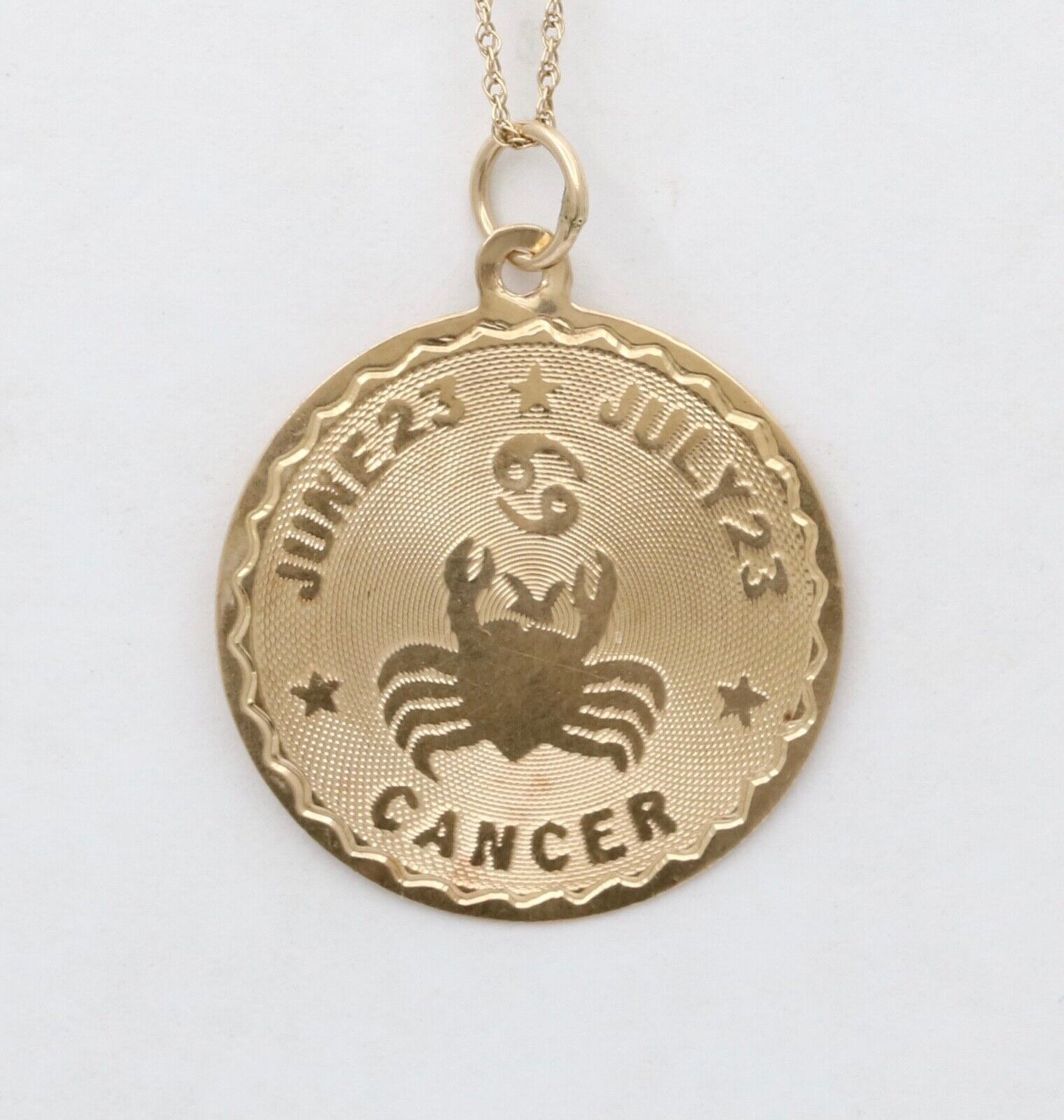 Vintage Horoscope Birth Month Cancer 14K Yellow Gold Pendant Charm