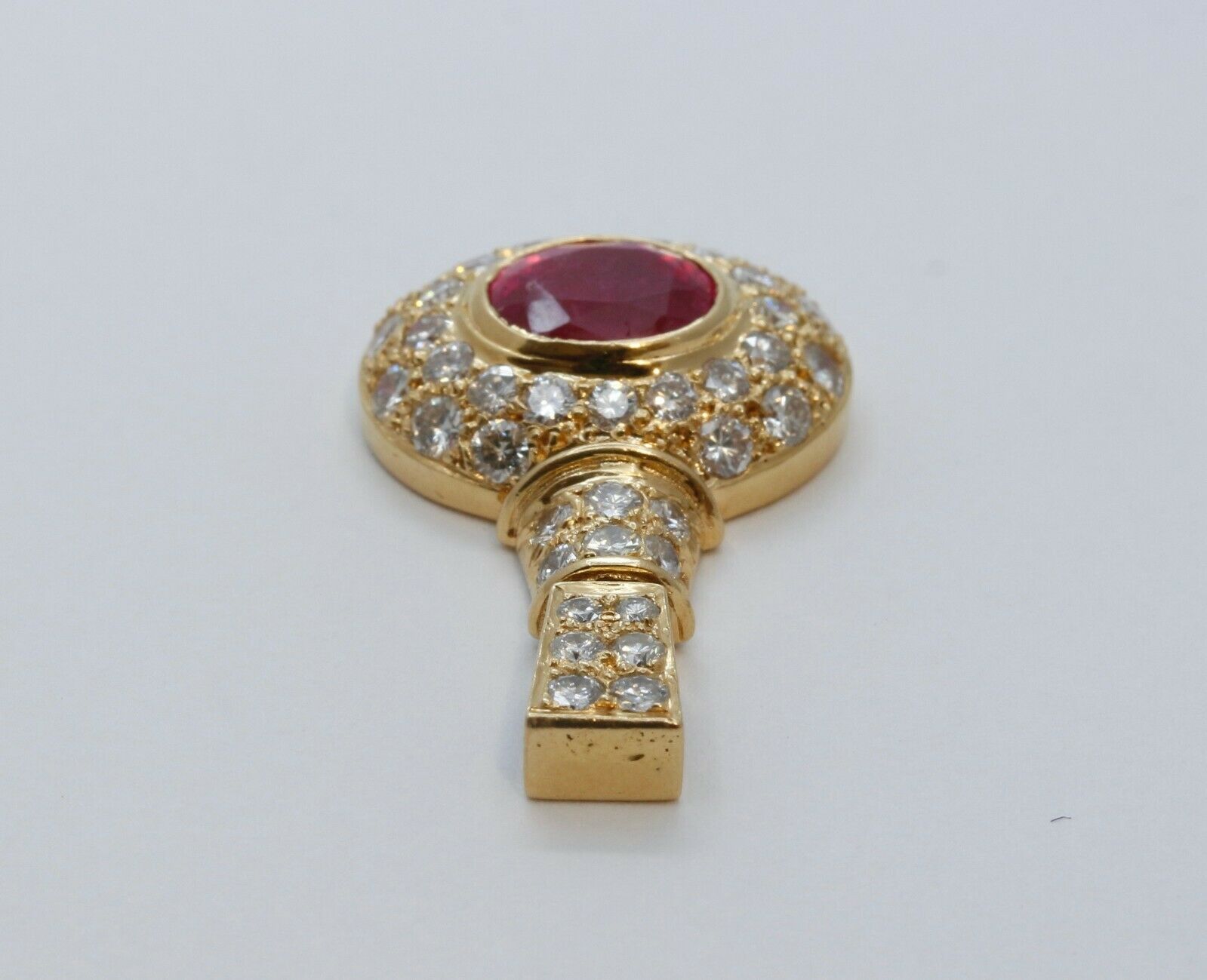 Vintage 18K Yellow Gold Diamond Pink Sapphire Pendent