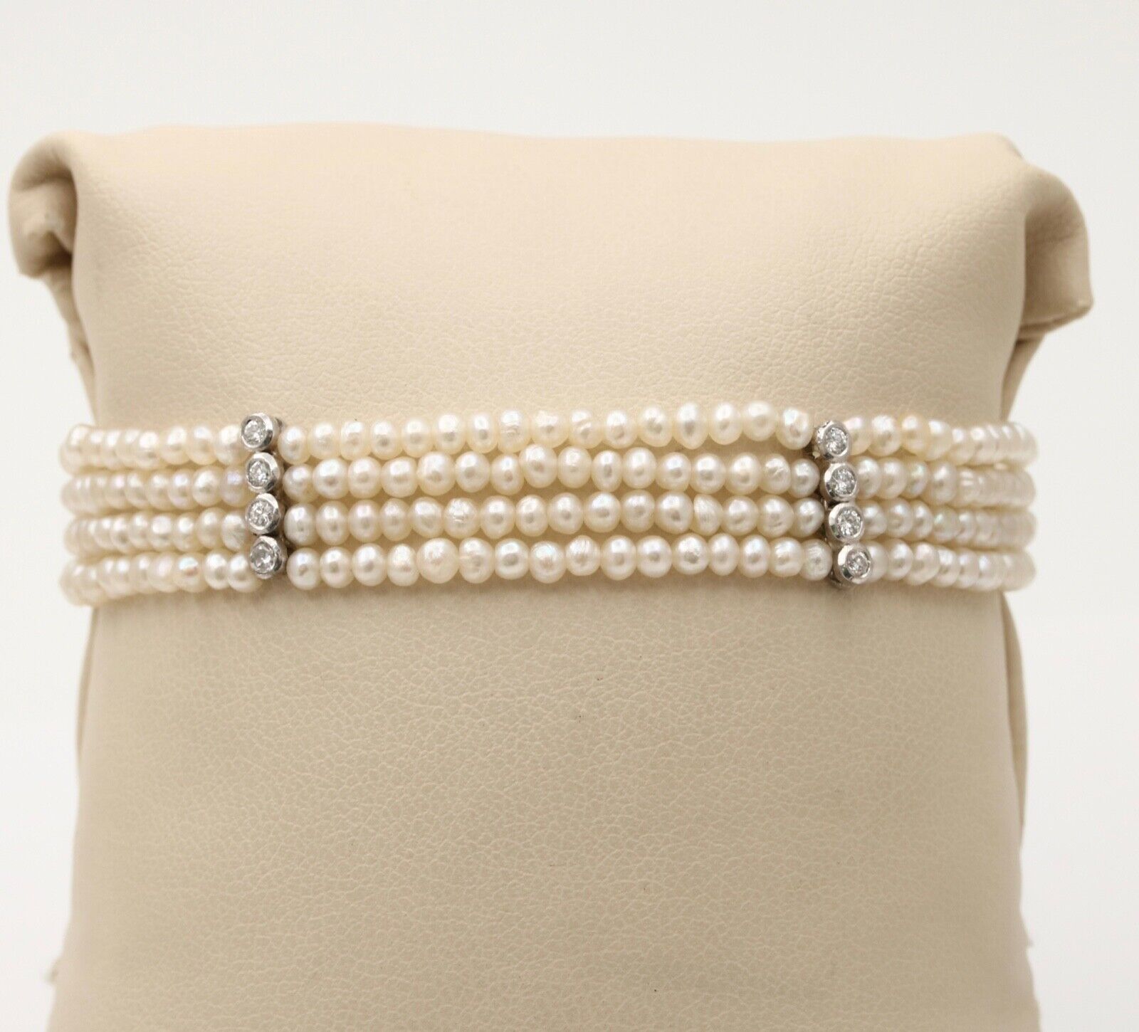 Vintage 14K Gold DIamond Clasp Beaded Pearl Bracelet