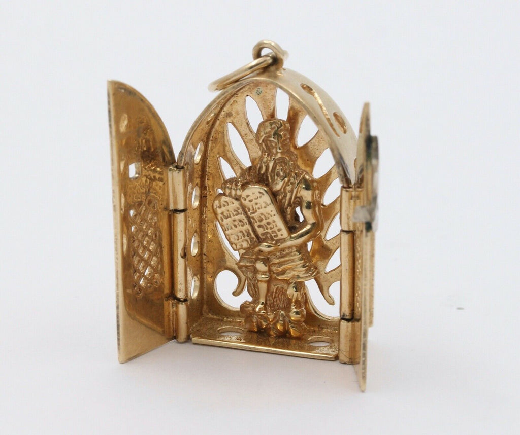Vintage 14K Yellow Gold Moses Opening Pendant