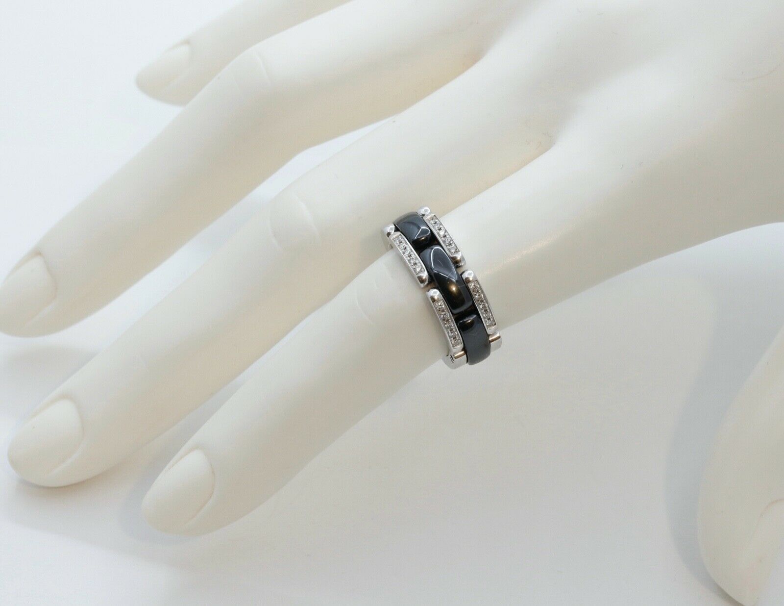 Chanel Ultra Ring Diamonds Black Ceramic 18K White Gold Ring
