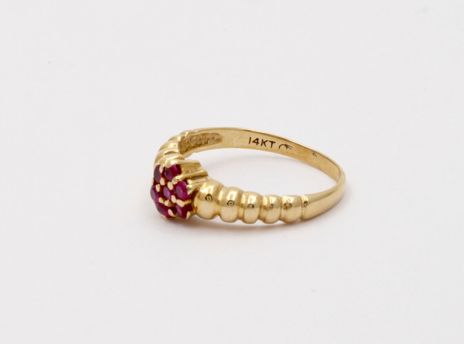Beautiful Flower Rubies 14K Yellow Gold Ring