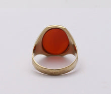 Load image into Gallery viewer, Art Deco Carnelian Intaglio Signet 10K Yellow Gold Unisex Ring
