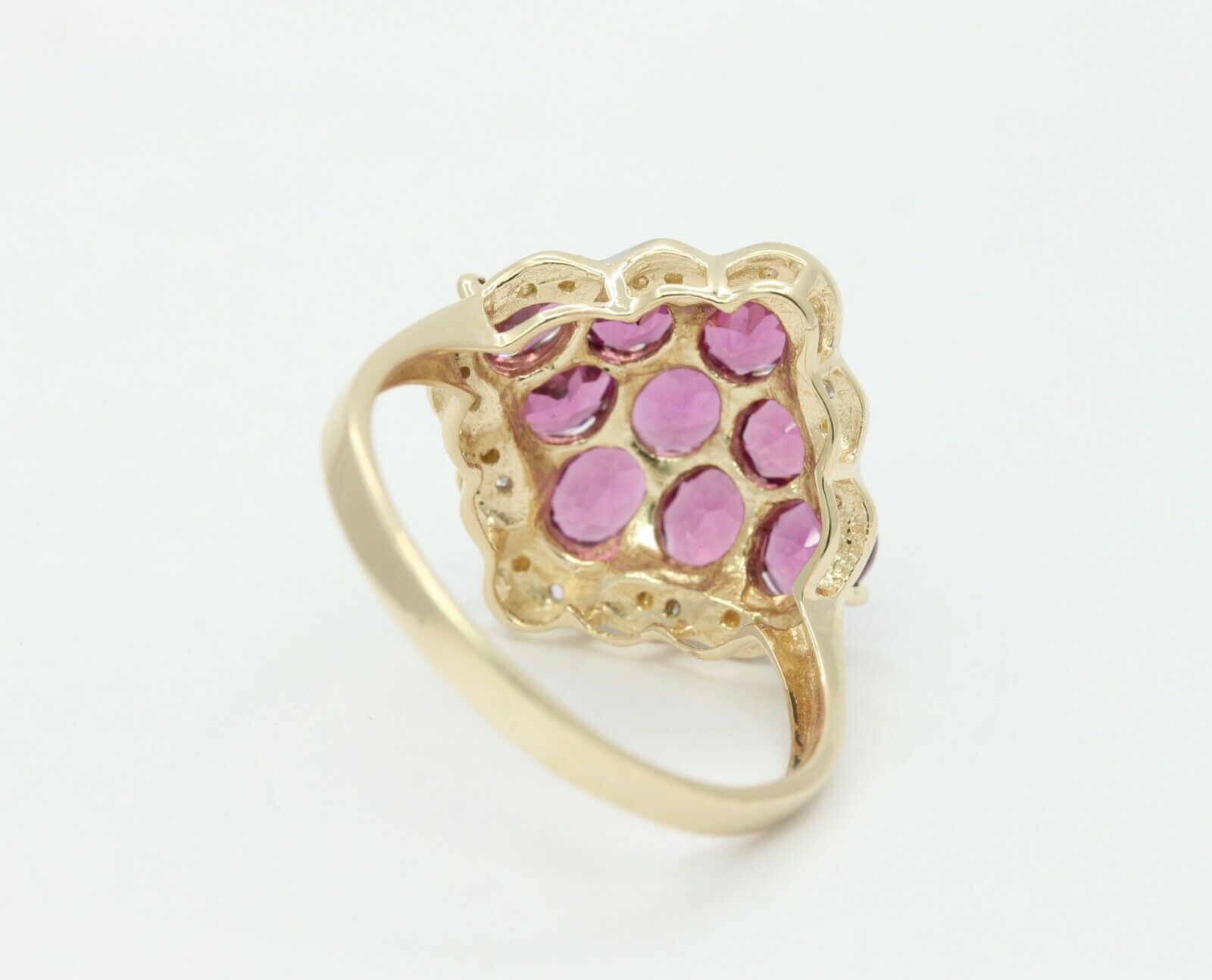 Vintage 10K Yellow Gold Diamond Amethyst Cluster Ring